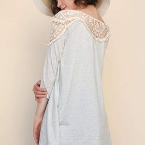 UMGEE 3/4 sleeve soft knit top with crochet